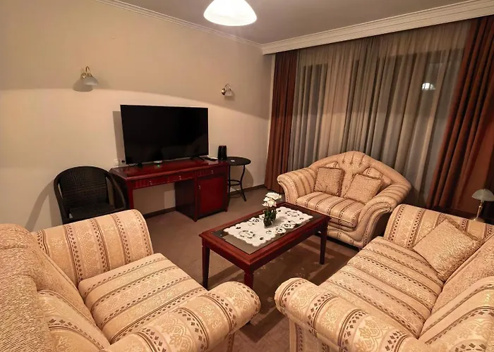 Апартамент Mountain Heaven Downtown Банско