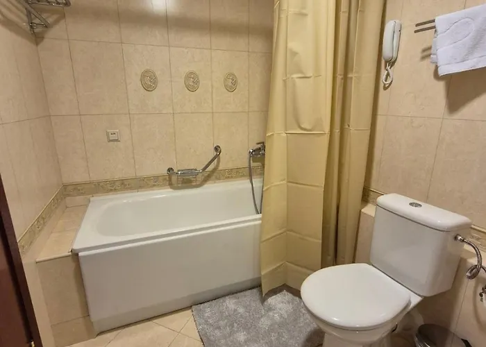 Апартамент Mountain Heaven Downtown