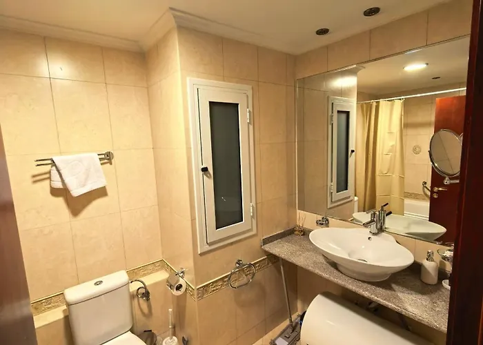 Апартамент Mountain Heaven Downtown